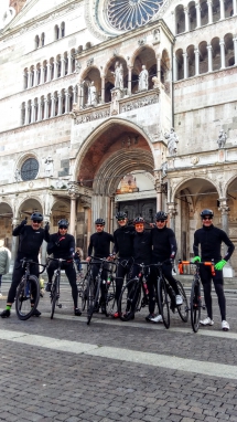 Da Brescia alla città delle tre T&quot;, turòon, Turàs, tetàs (torrone, Torrazzo, tettone) o semplicemente Cremona