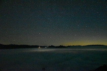 Sopra le stelle sotto le nuvole Notturna di Halloween in Guglielmo