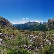 Passo Valparola e Museo della Guerra in lontananza la Marmolada